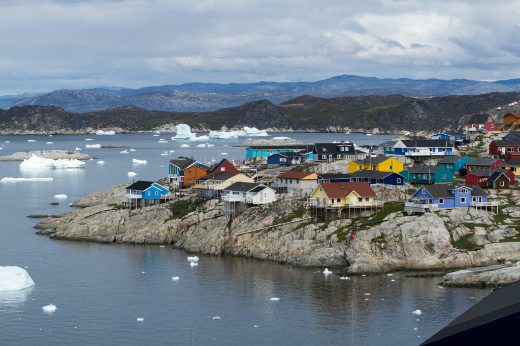Ilulissat Den rå og smukke natur, der omslutter nye formidlingscenter i Ilulissat, er bjergtagende (billedkreditering: Kate Bum)
